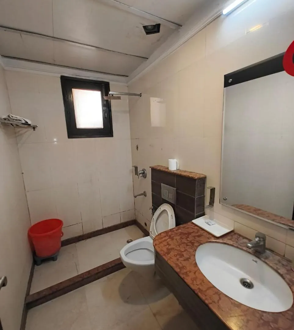 Hotel Veer Palace Green Park New Delhi 3*,  India