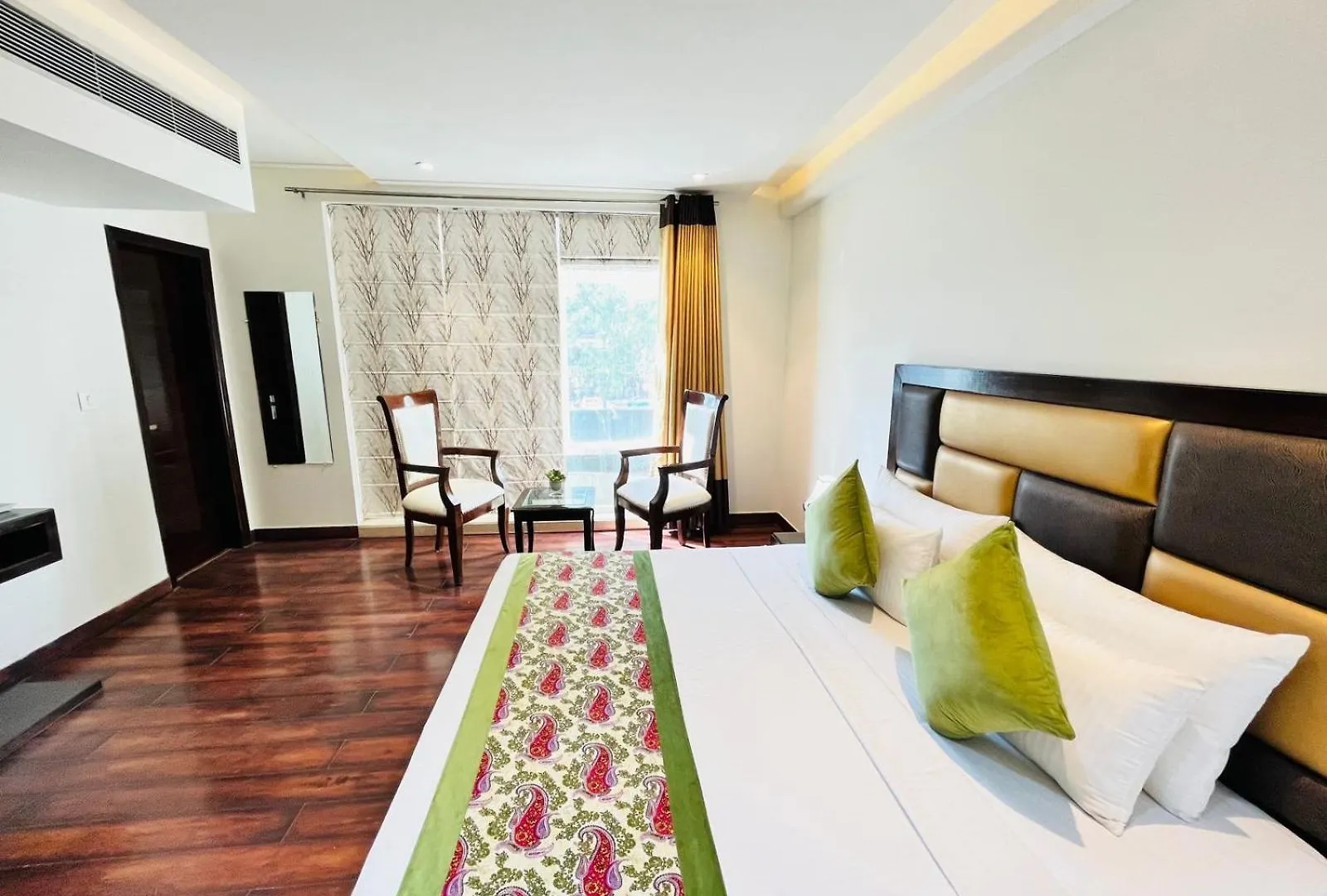 Hotel Veer Palace Green Park New Delhi