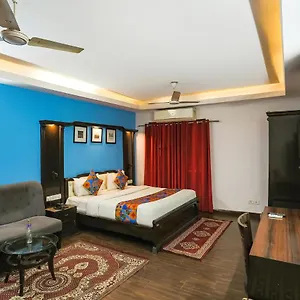 Fabhotel Sentinel New Delhi